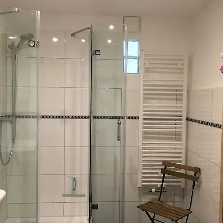 Freistehendes Reetdachhaus Auf Einem Grossen Grundstueck In Ruhiger Umgebung Casa de Férias Riepsdorf